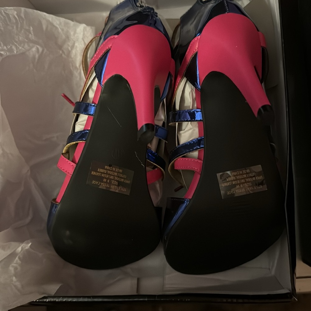 Pink and metallic navy stiletto. Brand new. - Picture 4 of 4